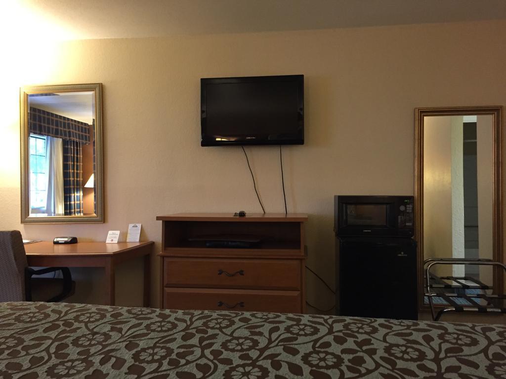 Days Inn By Wyndham New Braunfels Bilik gambar