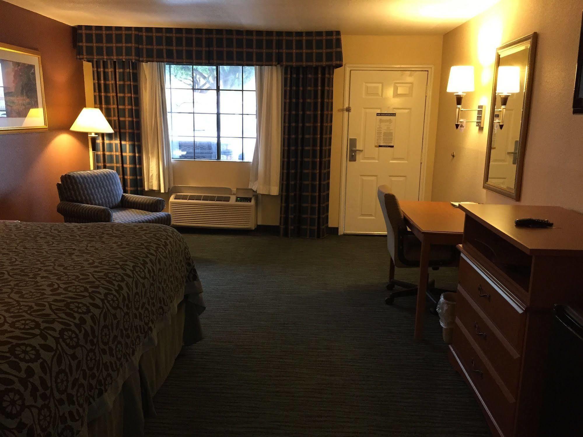 Days Inn By Wyndham New Braunfels Luaran gambar